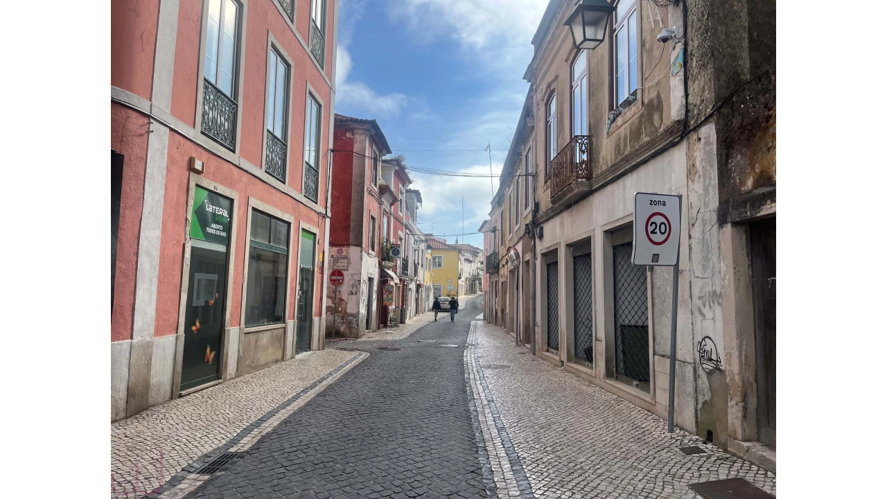 Prédio para Venda em Marvila, Ribeira Santarém, São Salvador, São Nicolau Foto 4