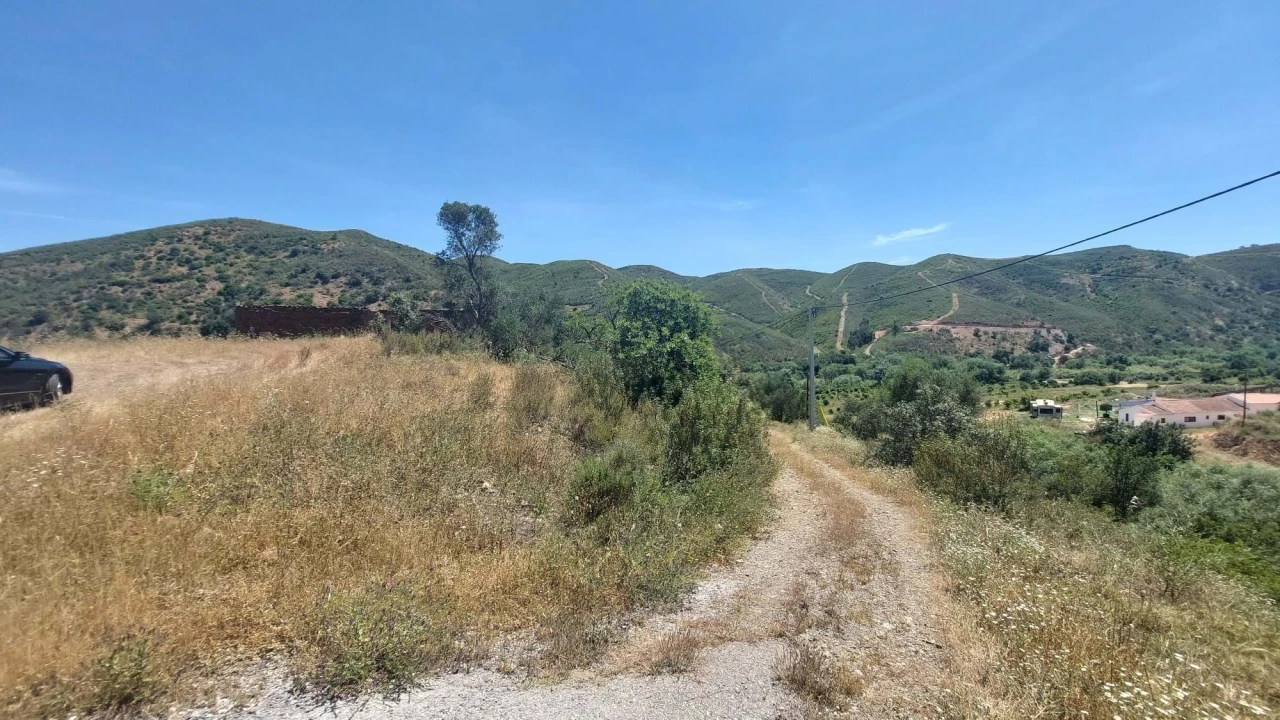 Quinta T4 para Venda em Alferce Foto 34