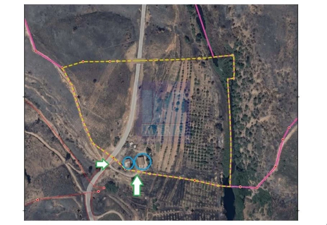 Quinta T4 para Venda em Alferce Foto 61