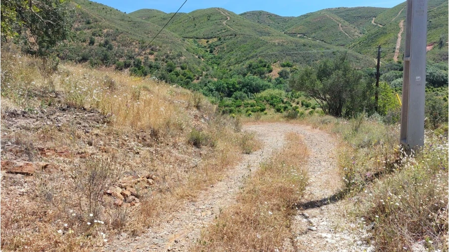 Quinta T4 para Venda em Alferce Foto 37