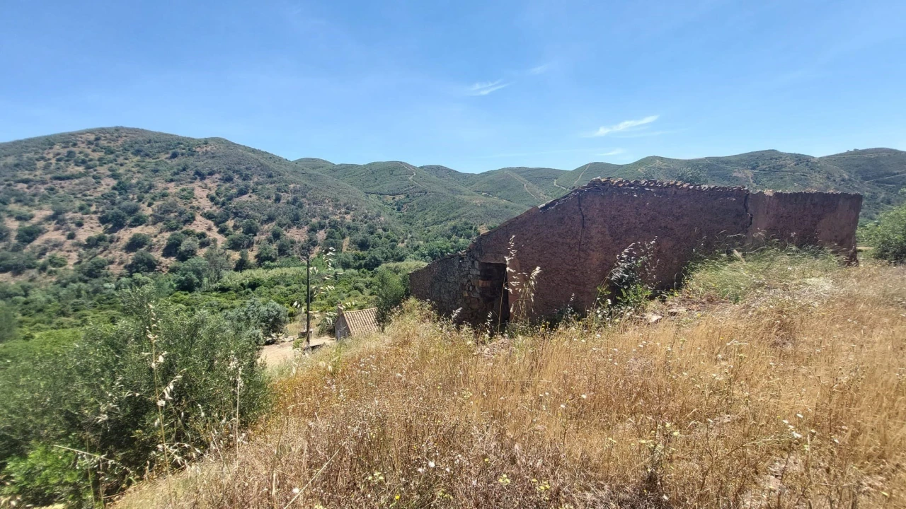 Quinta T4 para Venda em Alferce Foto 44