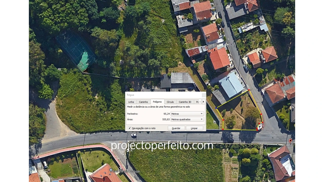 Terreno para Venda em Fiães Foto 1