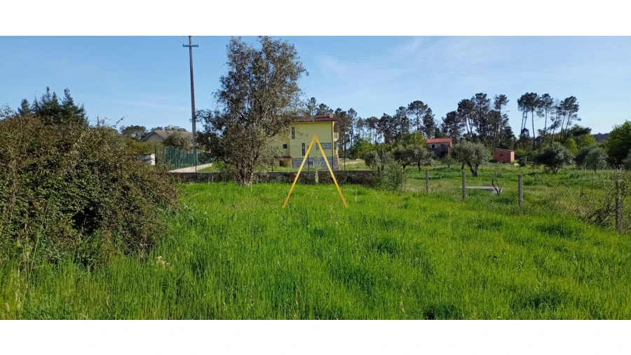 Terreno para Venda em Couto de Baixo e Couto de Cima Foto 3