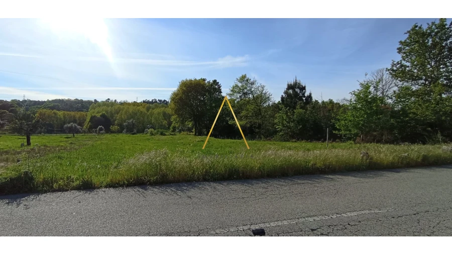 Terreno para Venda em Couto de Baixo e Couto de Cima Foto 1