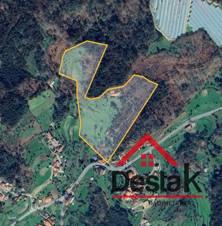 Quinta T0 para Venda em Pinho Foto 5