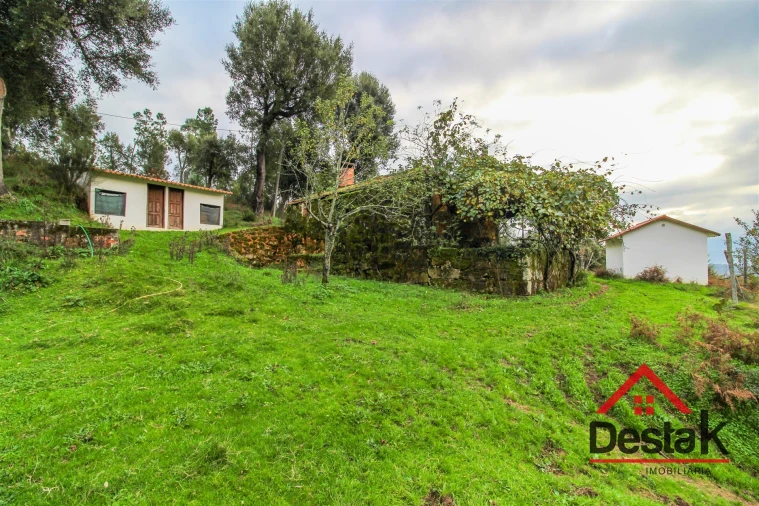 Quinta T0 para Venda em Pinho Foto 13