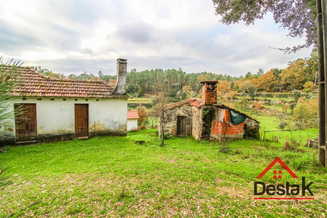 Quinta T0 para Venda em Pinho Foto 16