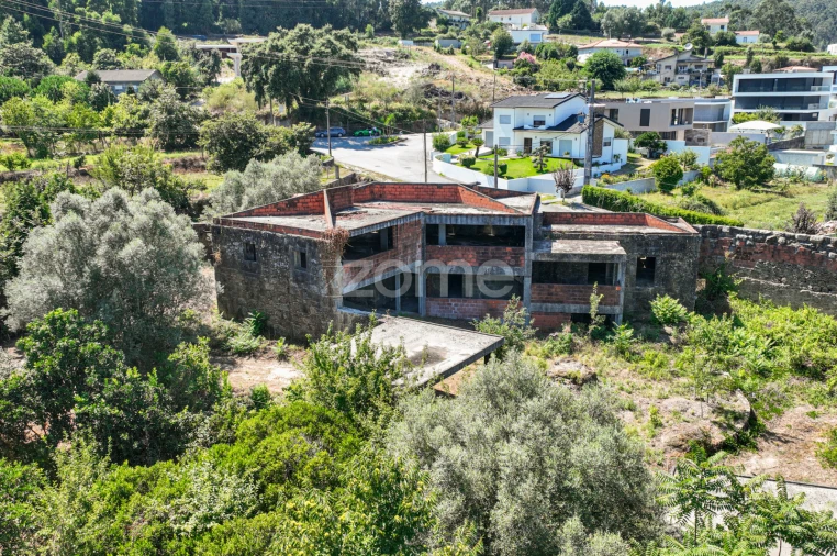 Moradia T4 para Venda em Gamil e Midões Foto 32
