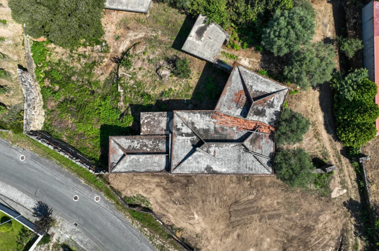 Moradia T4 para Venda em Gamil e Midões Foto 1