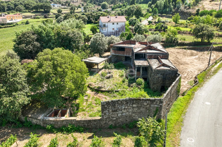 Moradia T4 para Venda em Gamil e Midões Foto 3