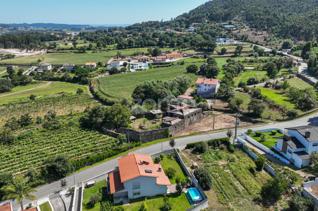 Moradia T4 para Venda em Gamil e Midões Foto 37