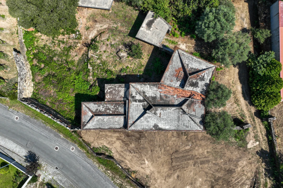 Moradia T4 para Venda em Gamil e Midões Foto 1