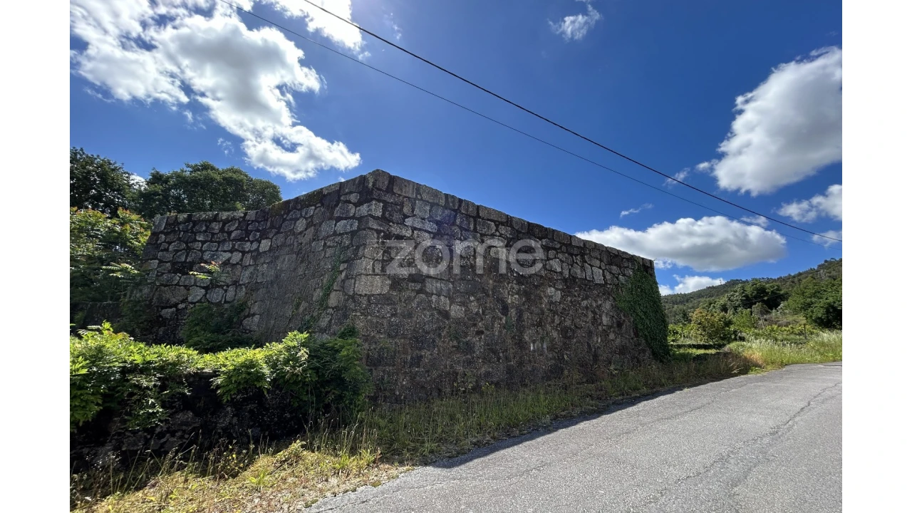 Moradia T4 para Venda em Gamil e Midões Foto 40