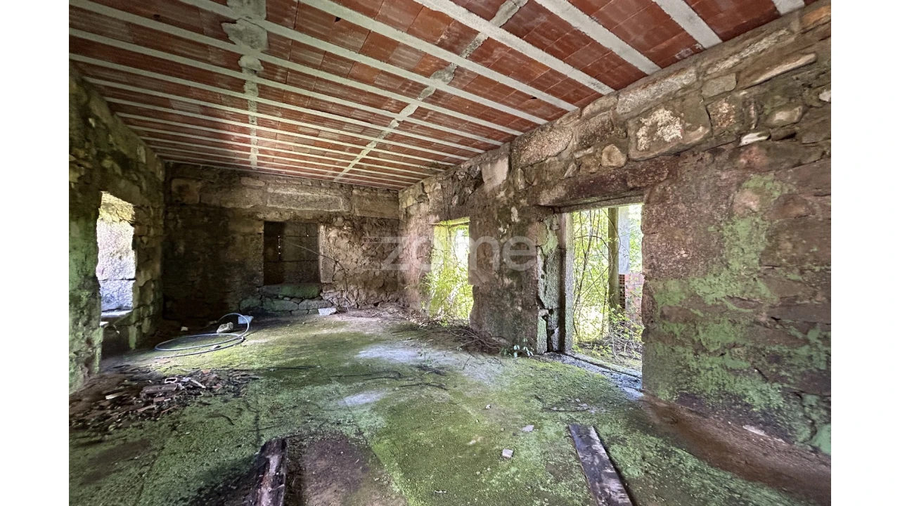 Moradia T4 para Venda em Gamil e Midões Foto 19