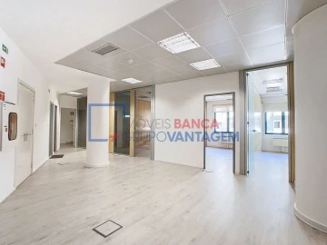Escritório para Arrendamento em São Domingos de Benfica