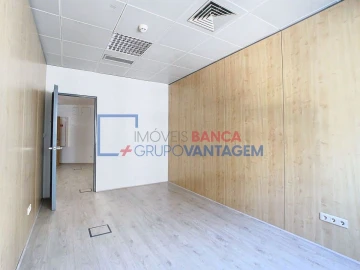 Escritório para Arrendamento em São Domingos de Benfica