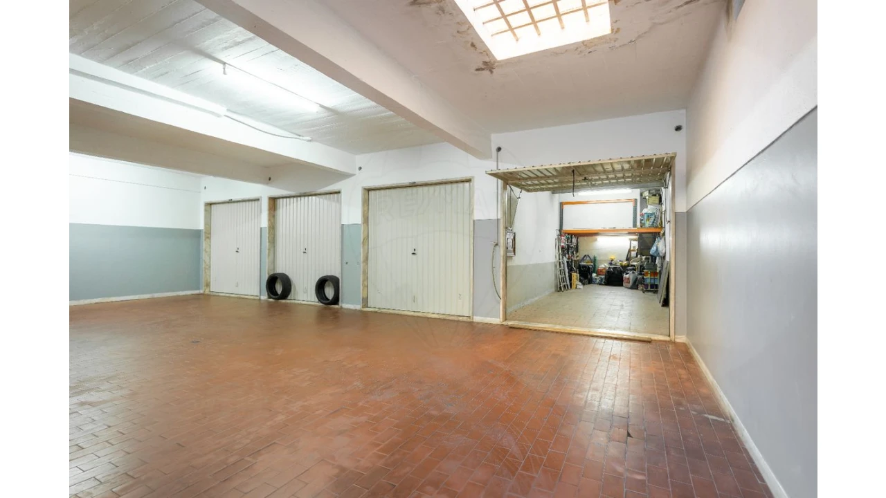 Negócio para Venda em Agualva e Mira-Sintra Foto 2