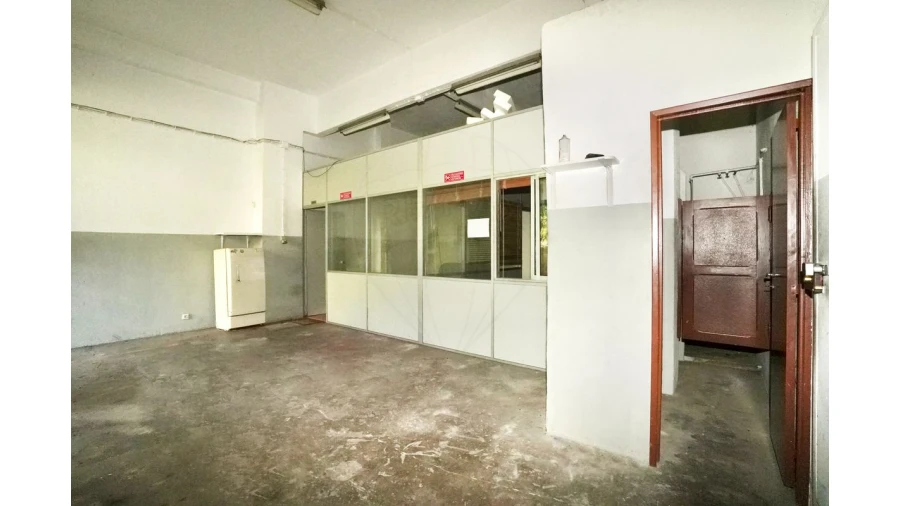 Armazém para Venda em Póvoa de Santa Iria e Forte da Casa Foto 7