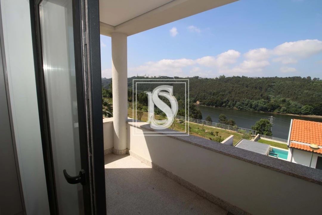 Moradia T3 para Venda em Gondomar (São Cosme), Valbom e Jovim Foto 11