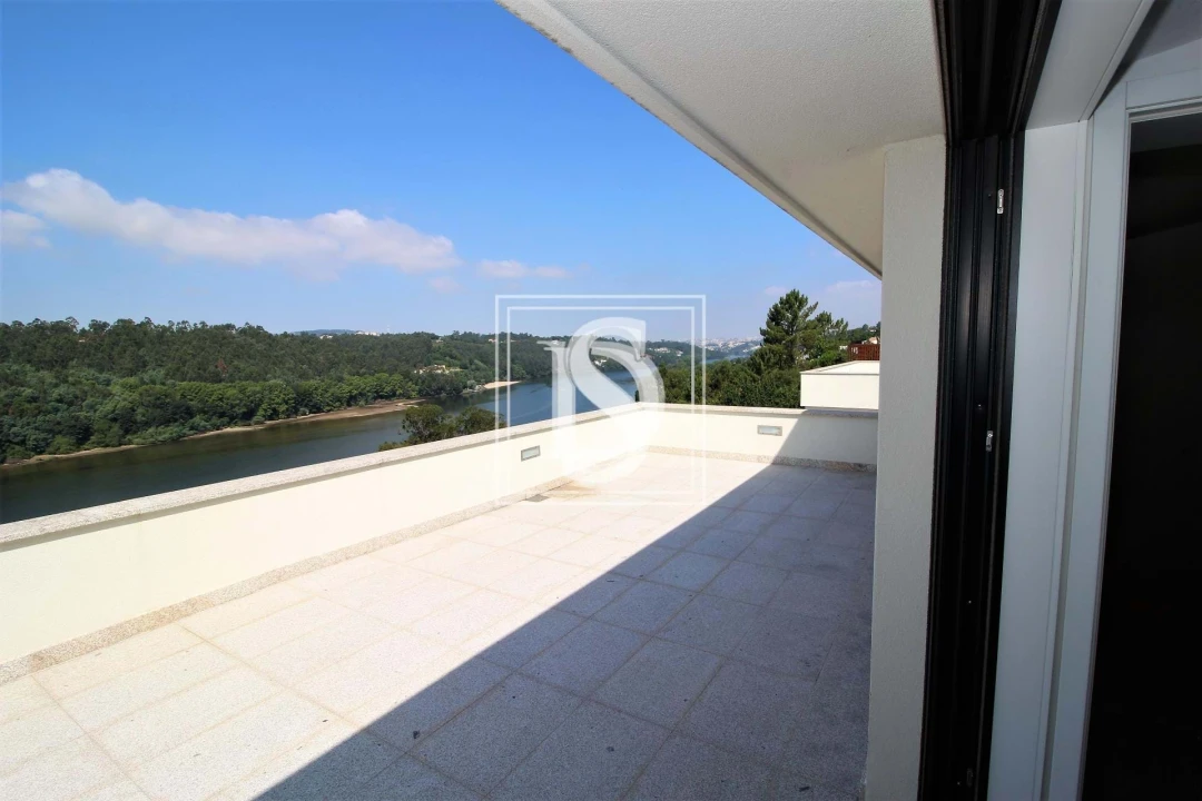 Moradia T3 para Venda em Gondomar (São Cosme), Valbom e Jovim Foto 1
