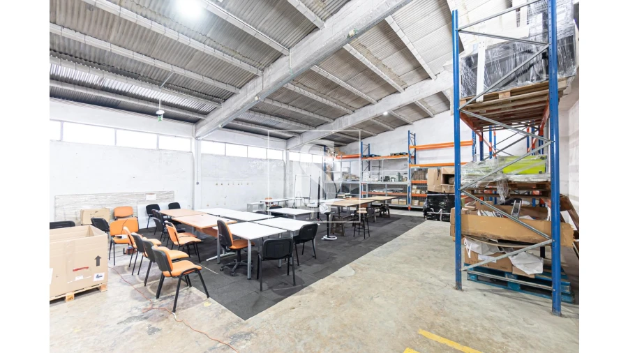 Armazém para Venda em Custoias Foto 24