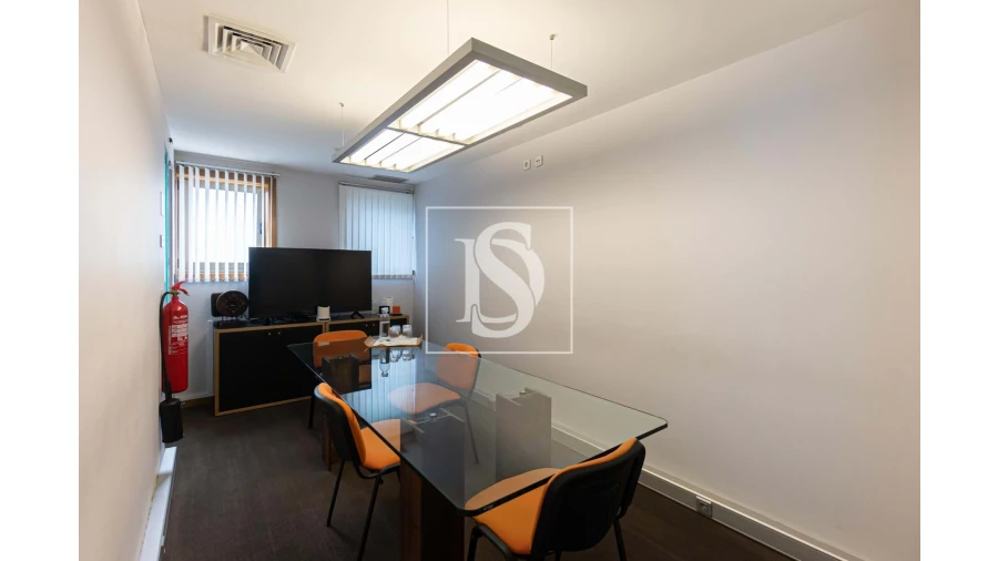 Armazém para Venda em Custoias Foto 6