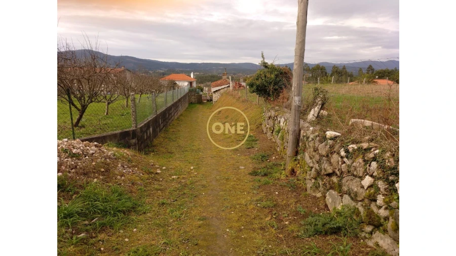 Terreno para Venda em Reboreda e Nogueira Foto 5