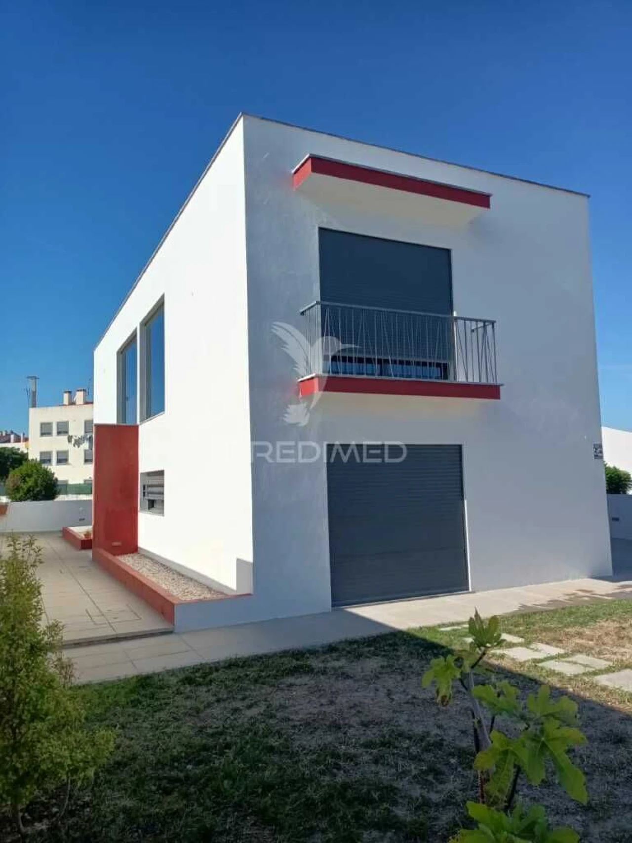 Moradia T5 para Venda em Barbacena e Vila Fernando Foto 1