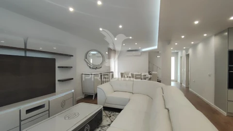 Moradia T4 para Venda em Machico