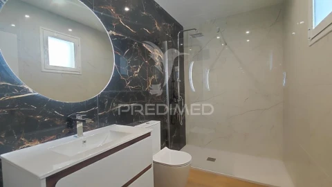 Moradia T4 para Venda em Machico