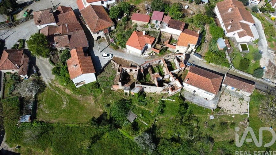 Moradia T2 para Venda em Santa Comba Dão e Couto do Mosteiro Foto 19