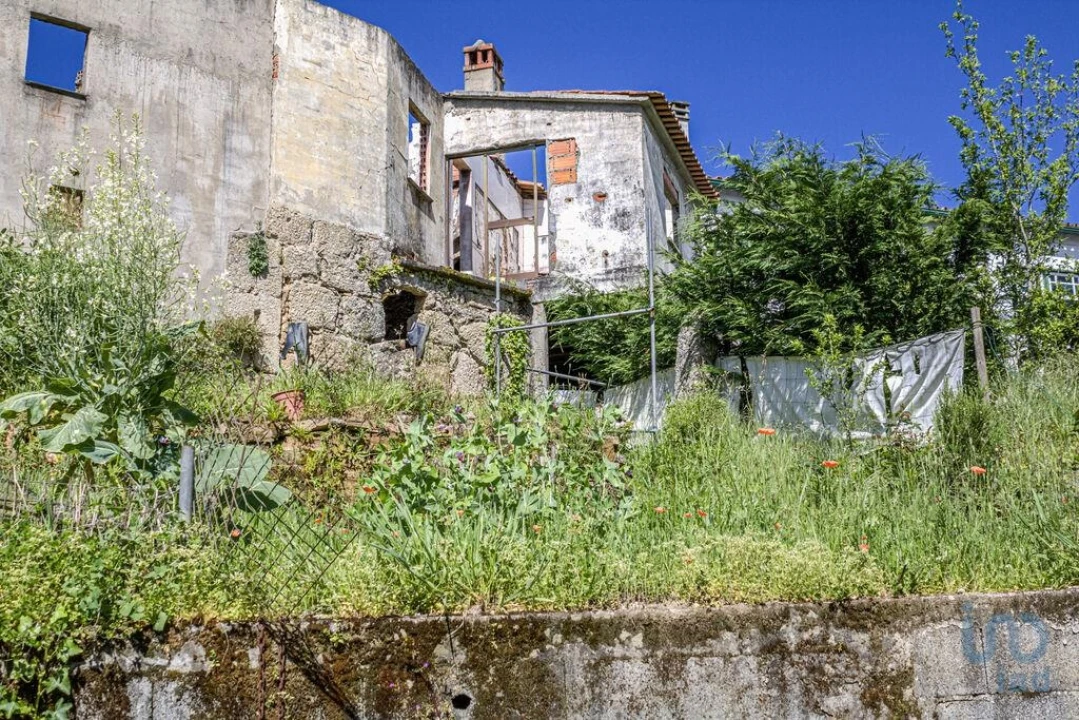Moradia T2 para Venda em Santa Comba Dão e Couto do Mosteiro Foto 11