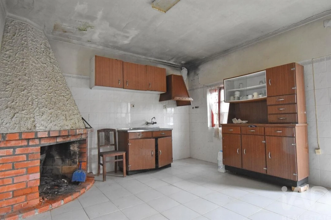 Moradia T4 para Venda em Vila Nova Foto 20