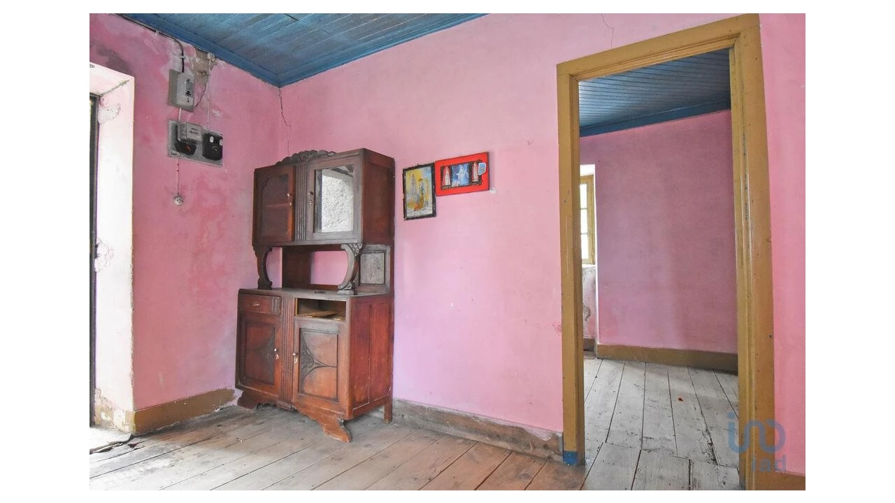 Moradia T4 para Venda em Vila Nova Foto 12