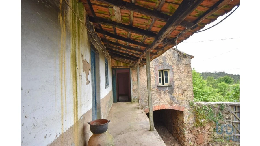 Moradia T4 para Venda em Vila Nova Foto 10