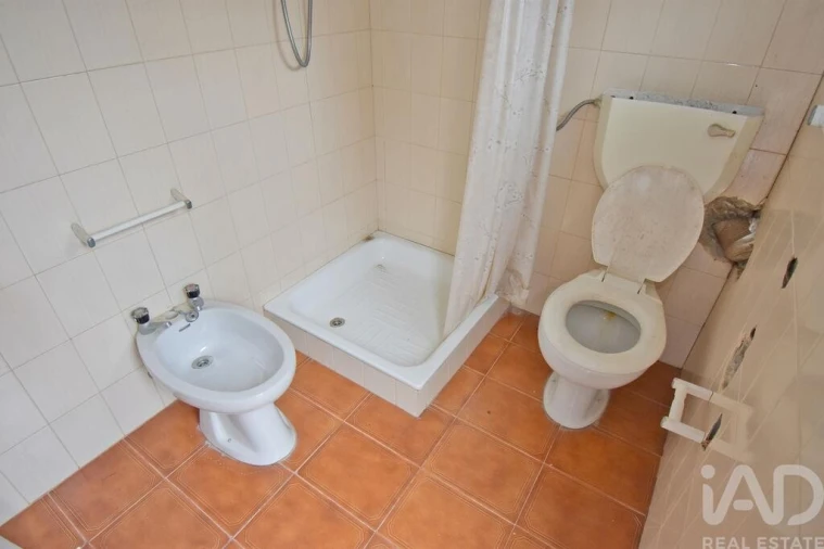 Moradia T4 para Venda em Vila Nova Foto 23