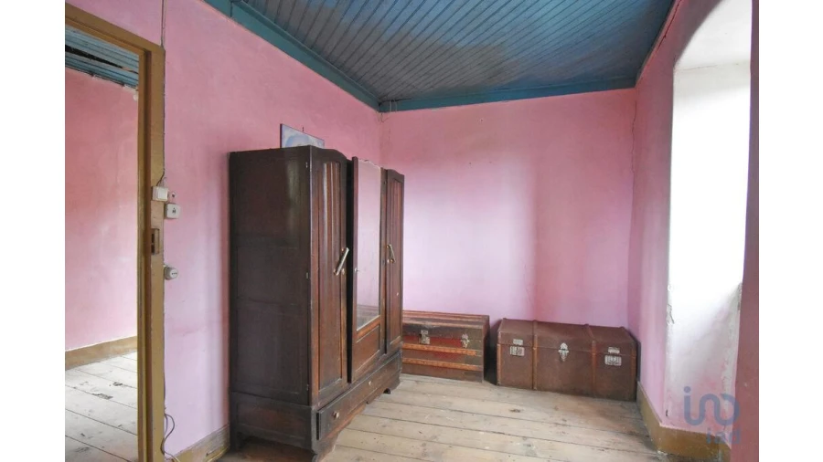 Moradia T4 para Venda em Vila Nova Foto 15