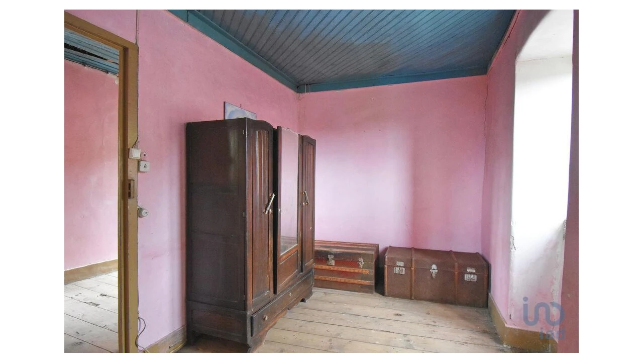 Moradia T4 para Venda em Vila Nova Foto 15