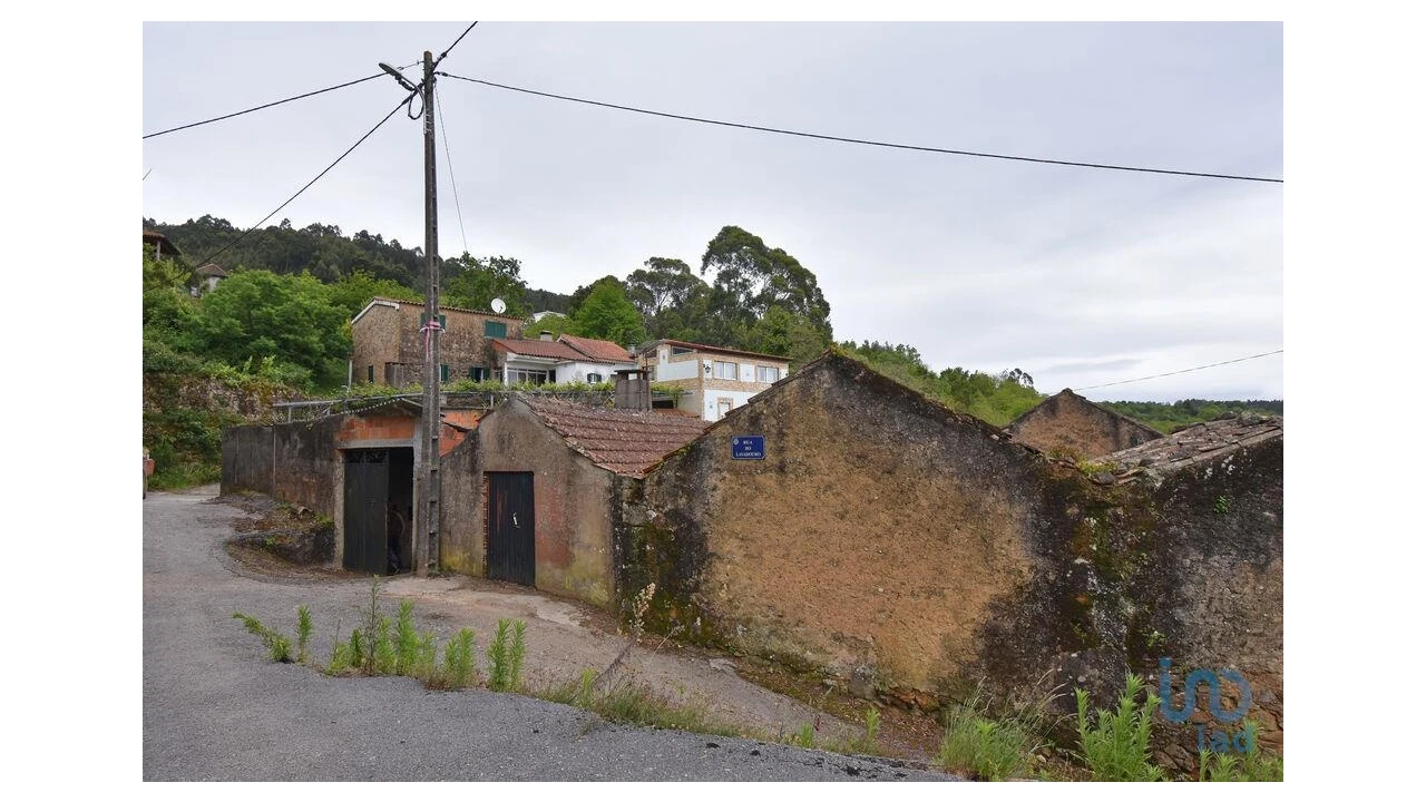 Moradia T4 para Venda em Vila Nova Foto 2