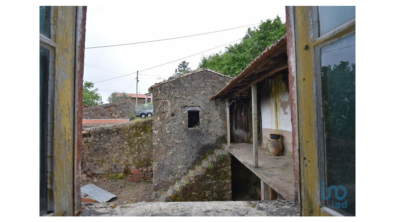 Moradia T4 para Venda em Vila Nova Foto 14