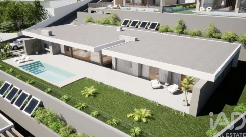 Moradia T3 para Venda em Arco da Calheta