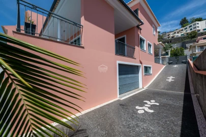 Moradia T3 para Venda em São Roque