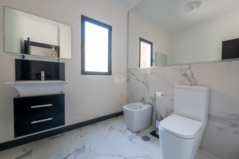 Moradia T3 para Venda em São Roque Foto 25