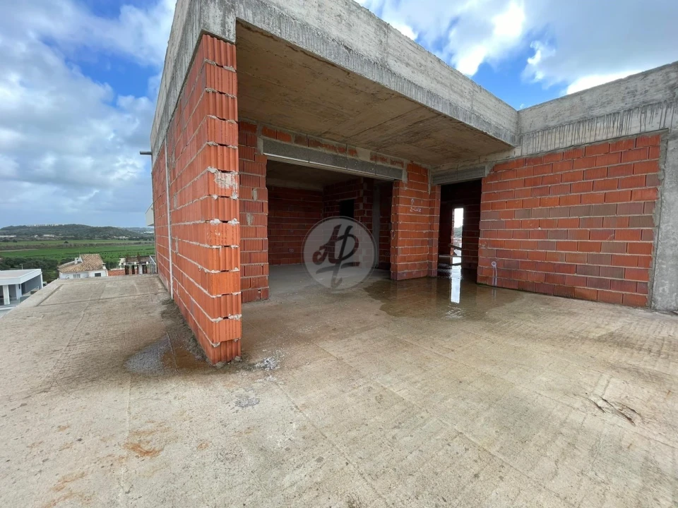 Moradia T4 para Venda em Lagos (São Sebastião e Santa Maria) Foto 3