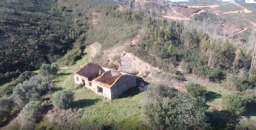 Quinta T2 para Venda em Alferce Foto 1