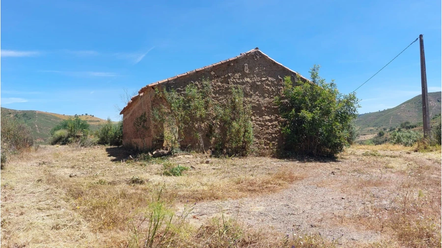 Quinta T2 para Venda em Alferce Foto 3