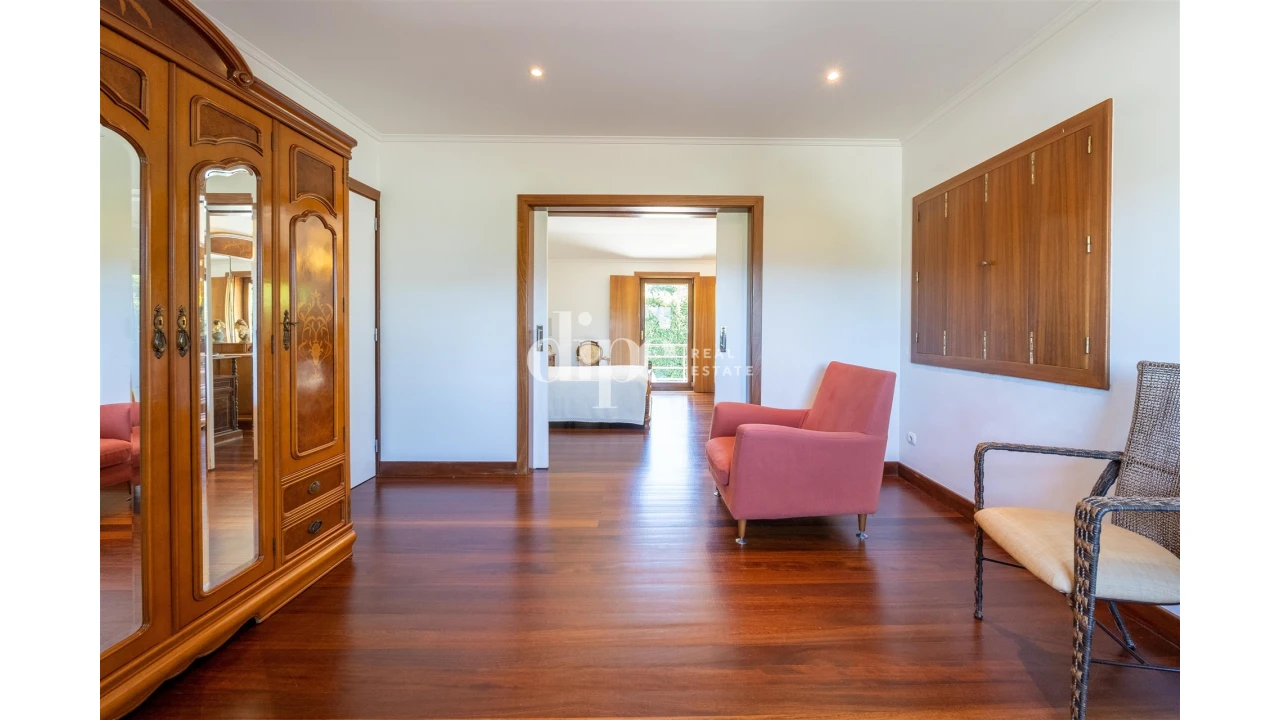 Moradia T4 para Venda em Ponte Foto 14