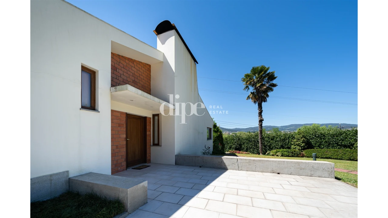 Moradia T4 para Venda em Ponte Foto 6