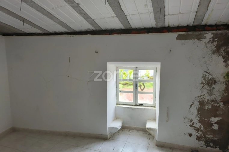 Moradia T4 para Venda em Cibões e Brufe Foto 8