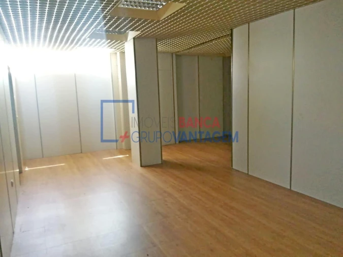 Loja para Venda em Cortegaça Foto 6